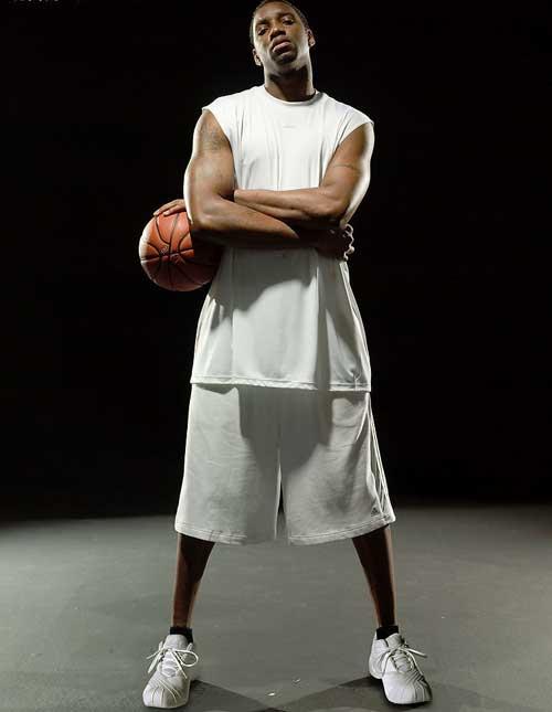 蒂亚戈・托马斯 ：重回斯图因为热爱这座城市，偶像不是C罗（蒂亚戈·托马斯：因热爱重返斯图，偶像并非C罗）