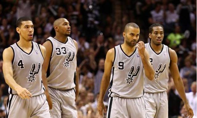 Shams：国王对全队球员交易持开放态度，小萨&拉文受关注（Shams：国王愿意听取全员交易报价，萨博尼斯与拉文成焦点）