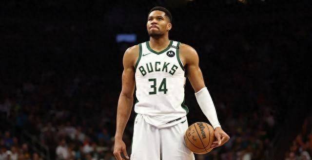 记者：王燊超19年就在考虑未来做青训；他的体脂常年5-6%（记者透露：王燊超早在2019年已考虑投身青训，体脂长期维持5%-6%）