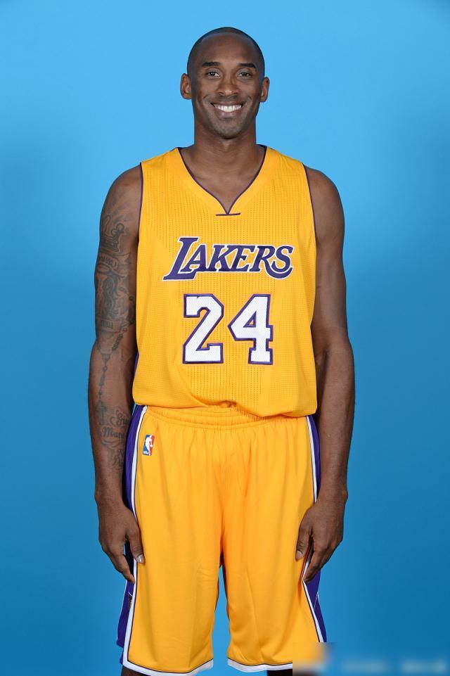 内维尔：利物浦一次次犯错，你真没法信任他们（内维尔：利物浦接连失误，实在让人难以信任）