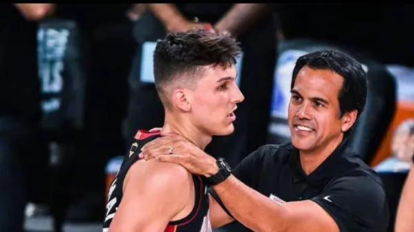 曼联红魔主场零封狼队（曼联主场完封狼队）