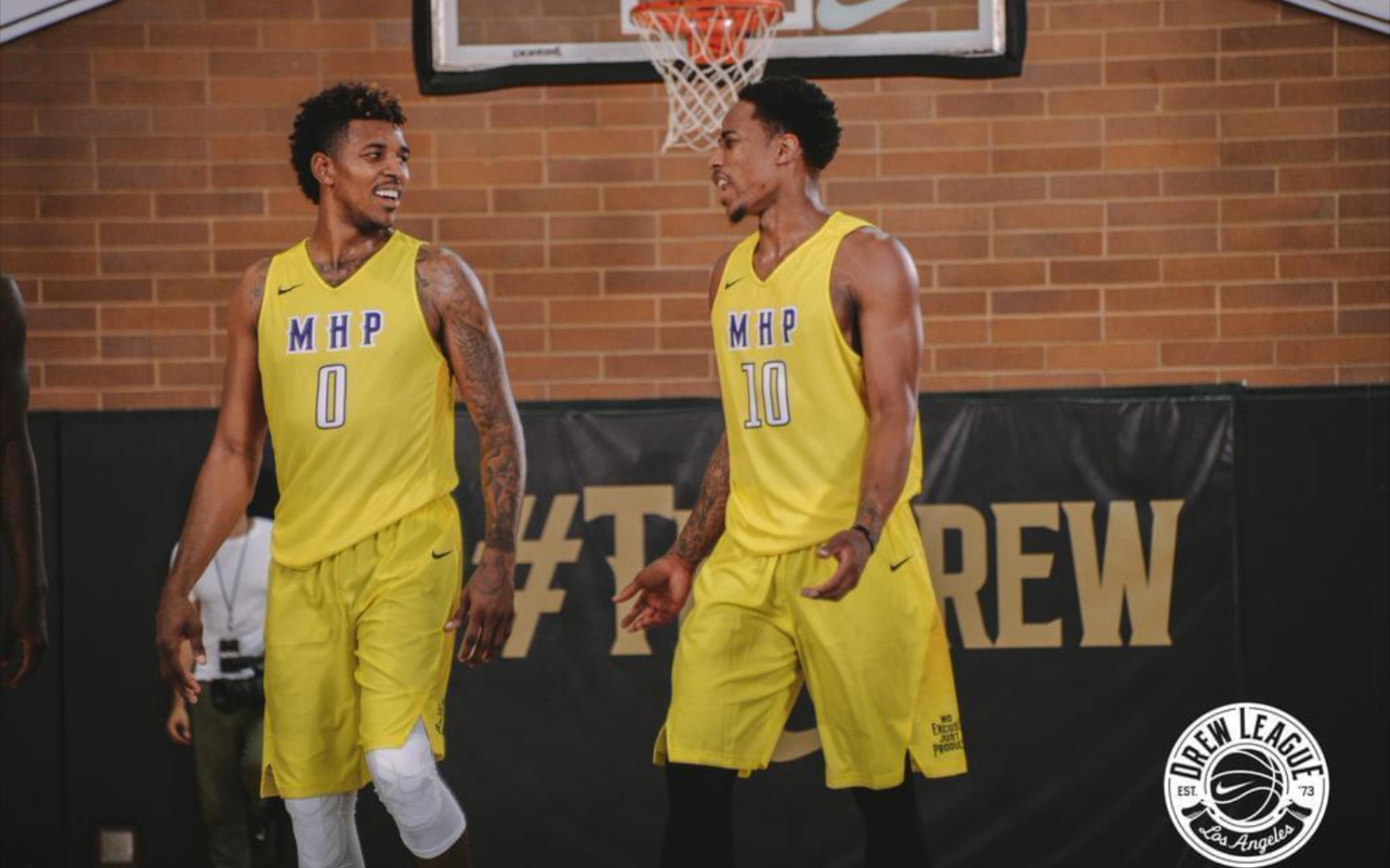 从弗里克的摇头中读懂了一切，巴萨的复兴之路还很漫长 巴塞罗那（弗里克的摇头已说明一切：巴萨复兴仍任重道远 巴塞罗那）